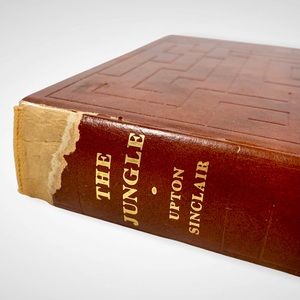 THE JUNGLE Upton Sinclair HC 1965 Heritage Press + Sandglass Illus.